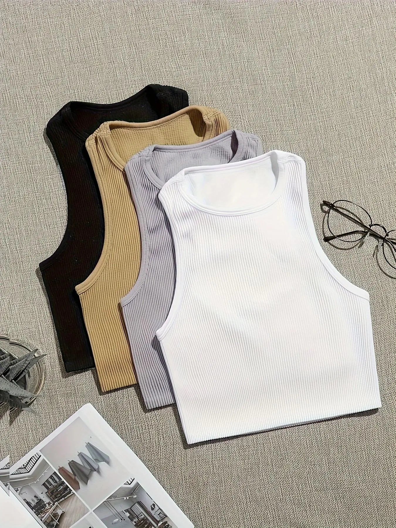 Women'S Solid Ribbed Crop Sports Tank Top, Casual Sleeveless round Neck Top for Summer, Ladies Sportswear for Indoor Outdoor Wear, Womenswear, Muscle Tank Top, Athletic Tank Top, Active Tank Top, Cropped Top