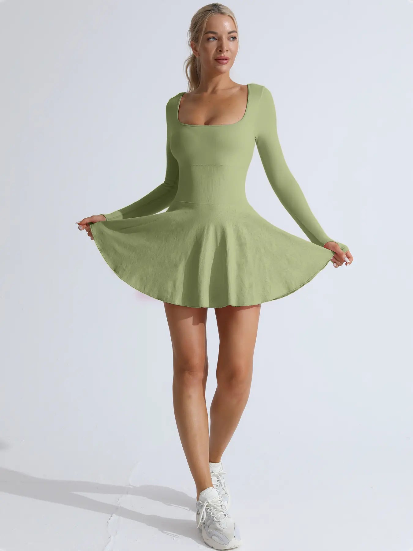 Betto Women'S Solid Criss Cross Backless Sports Dress, Sporty Scoop Neck Long Sleeve Tennis Dress, Ladies Sporswear for Indoor Outdoor Wear